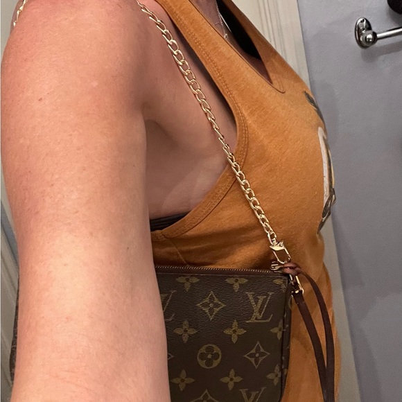 Louis Vuitton Pochette Accessories Bag with extra chain strap - Picture 12 of 15